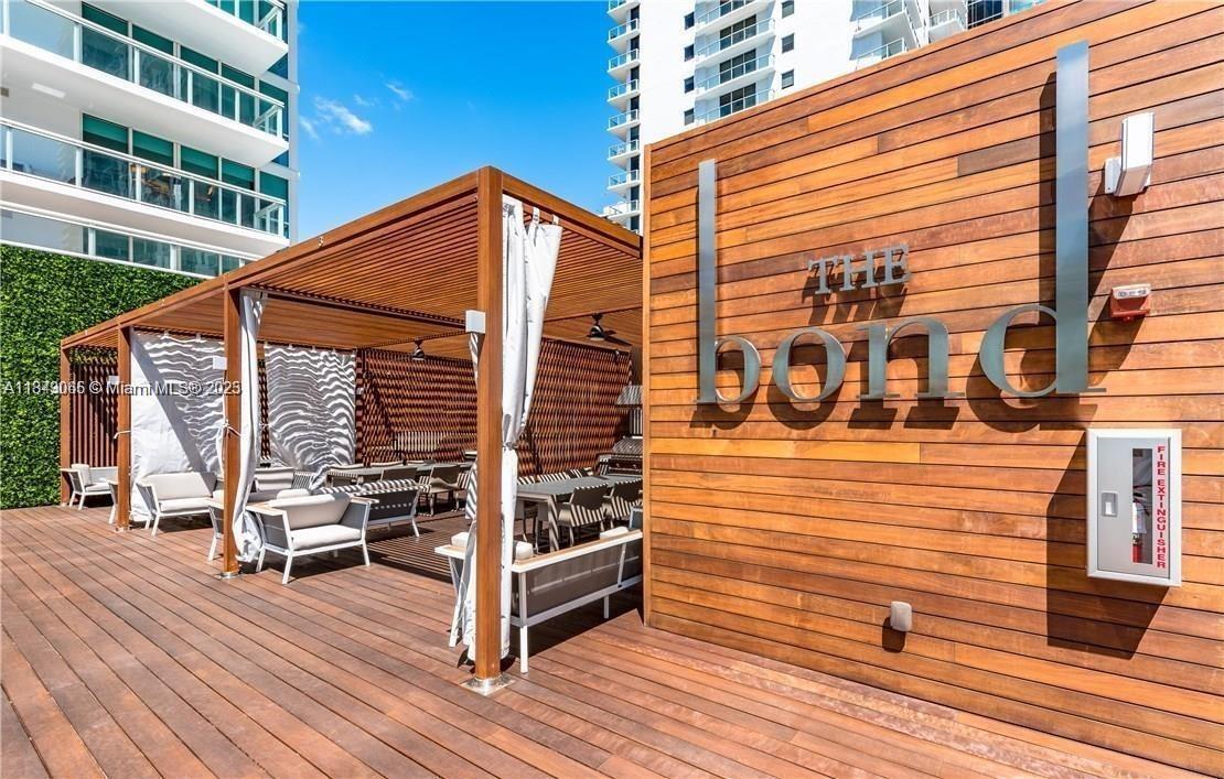 Building Photo - 1080 Brickell Ave