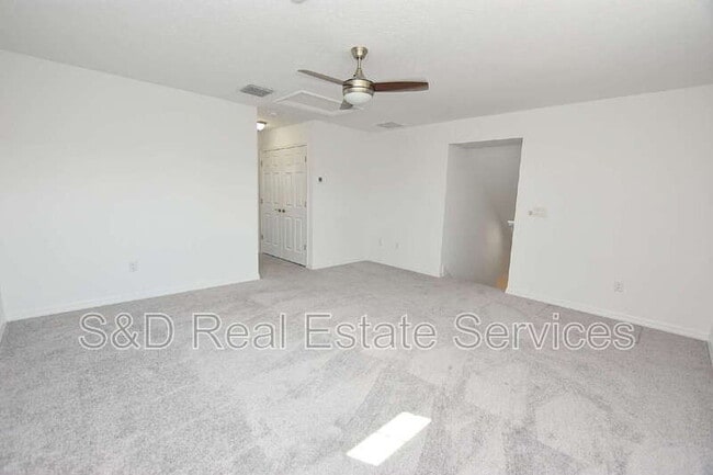 Building Photo - 3953 Aquilla Dr