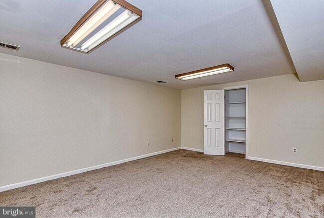 Building Photo - 2205 Cedar Mill Ct