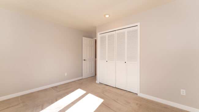 Building Photo - 23516 NE 22nd St