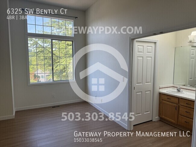 Building Photo - 6325 SW Bently Ct