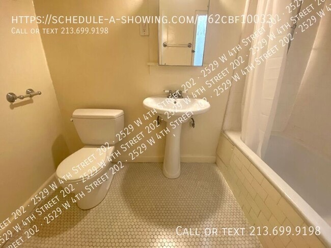 Building Photo - 2529 4th St