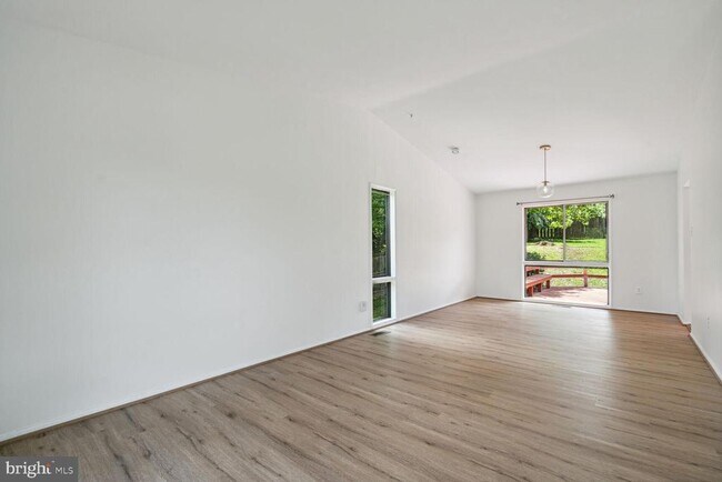 Building Photo - 11512 Alcinda Ln