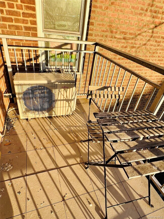 Building Photo - 143-28 41st Ave