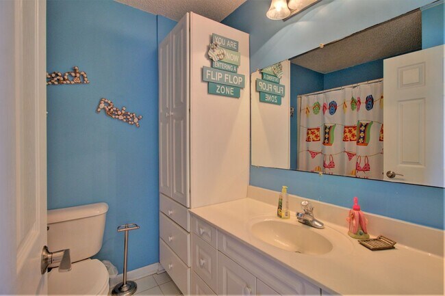 Building Photo - Surf City - 3BR 2BA Pet Friendly Cottage O...