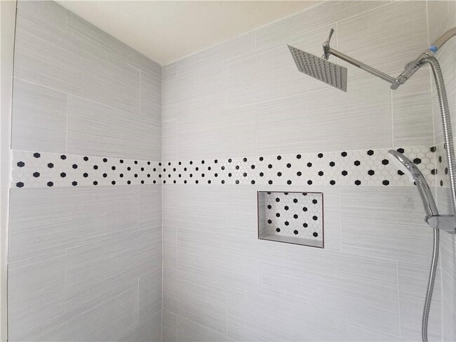 Building Photo - 3207 Barksdale Dr