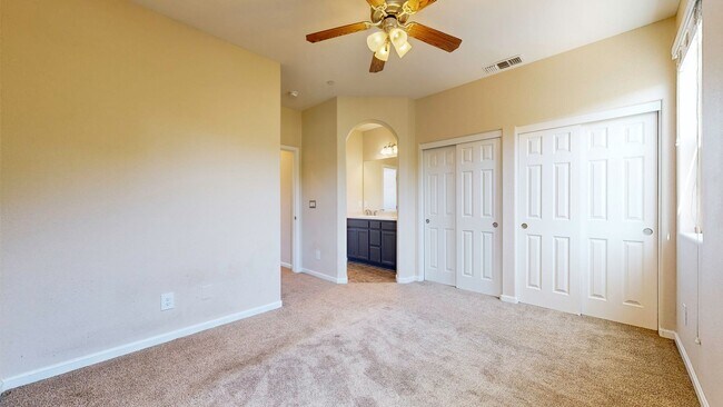 Building Photo - Coming Soon! Beautiful 3 bedroom 2.5 bath ...
