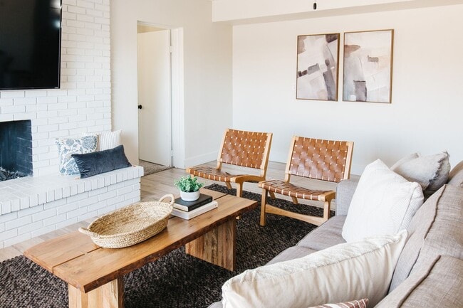 Building Photo - Fantastic home in Scottsdale!
