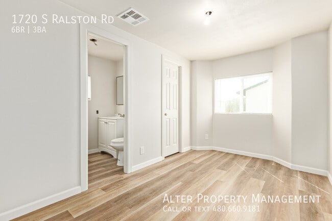 Building Photo - 1720 S Ralston Rd