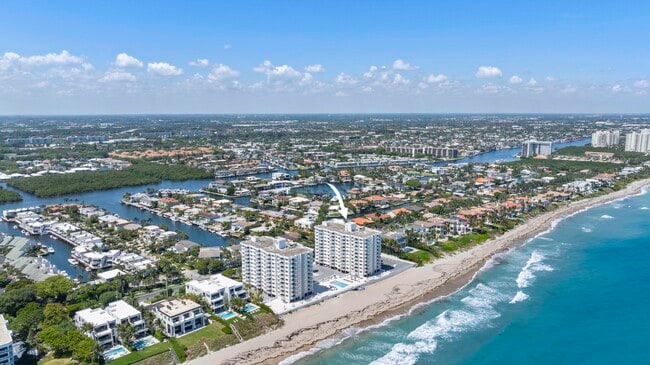 Building Photo - 4505 S Ocean Blvd