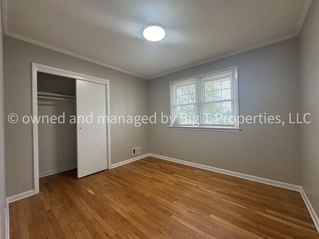 Building Photo - 3 Bedroom Home Available For Rent!