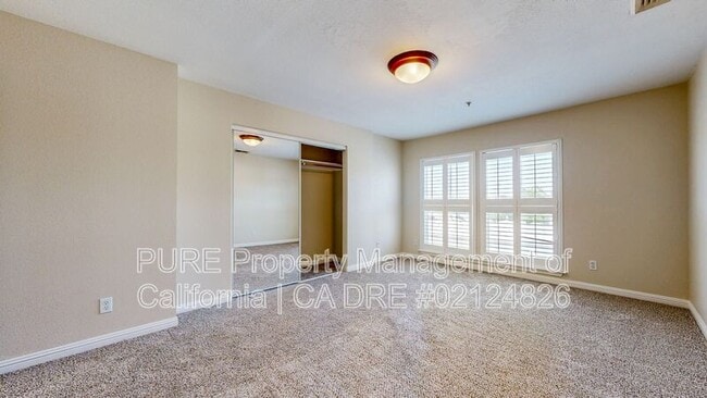Building Photo - 110 5th St