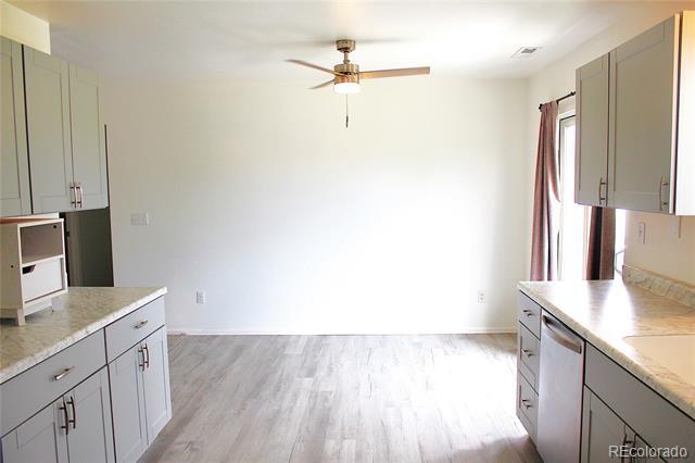 Building Photo - 367 Kitfield View