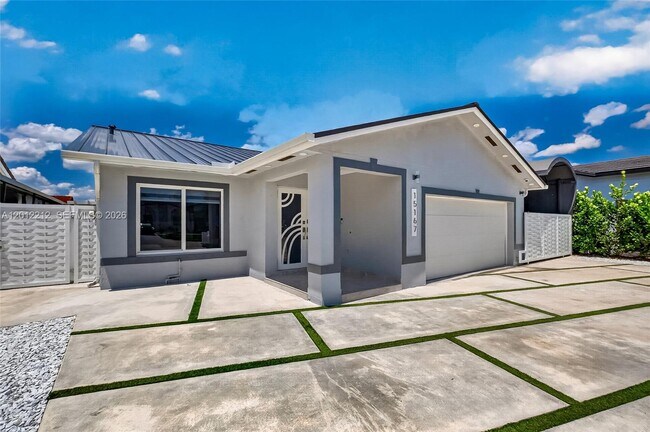 Building Photo - 15167 SW 172nd Terrace