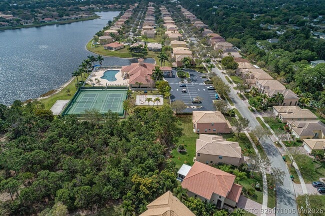 Building Photo - 5717 Spanish River Rd