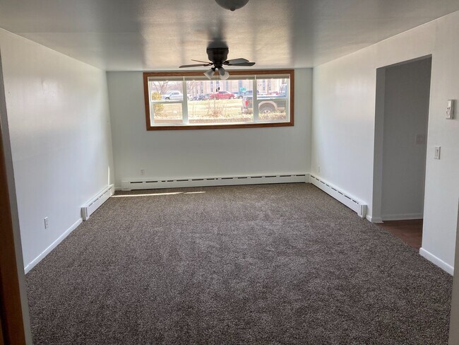 Building Photo - 4th Street Duplex