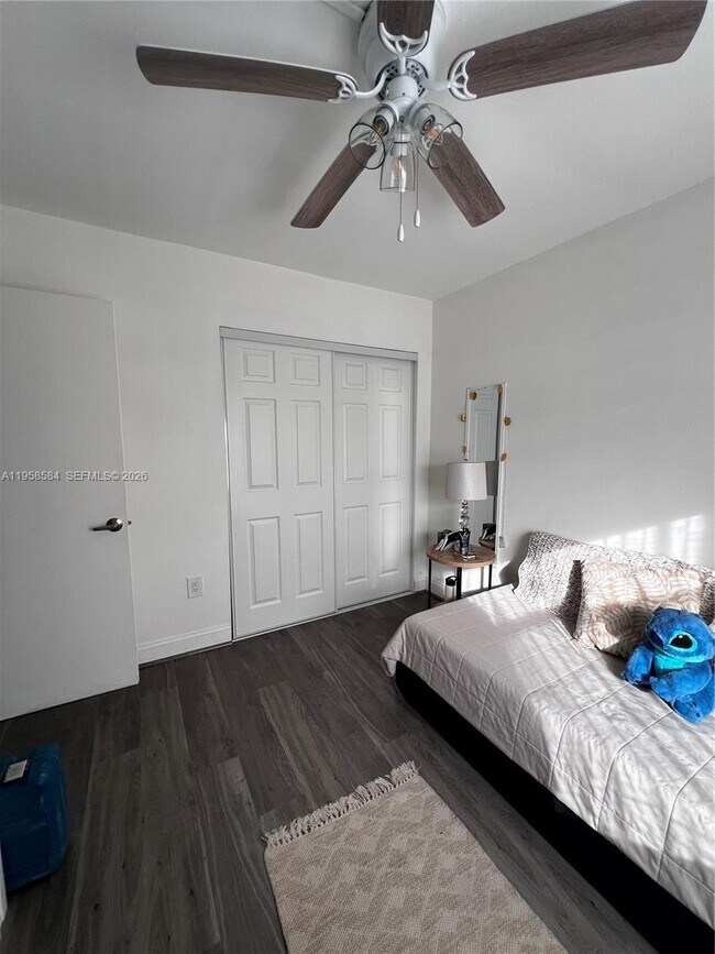 Building Photo - 158 NW 92nd Ave