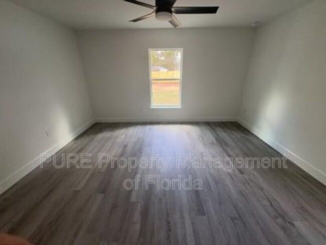 Building Photo - 5787 NW 62nd Ave