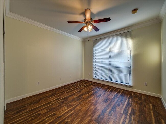 Building Photo - 2299 Lone Star Dr