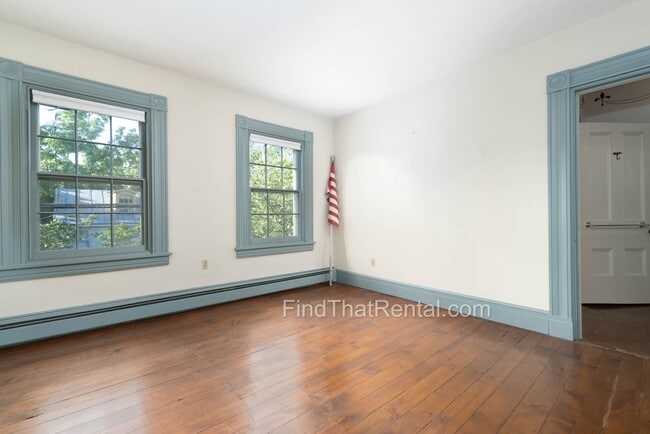 Building Photo - AVAILABLE NOW! Restored historic downtown Carlisle rental with fenced yard, pond, balcony, and ha...