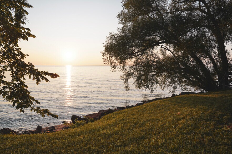 Building Photo - N3203 Ecker Lakeland Dr