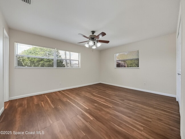 Building Photo - 5155 Sharlene Dr