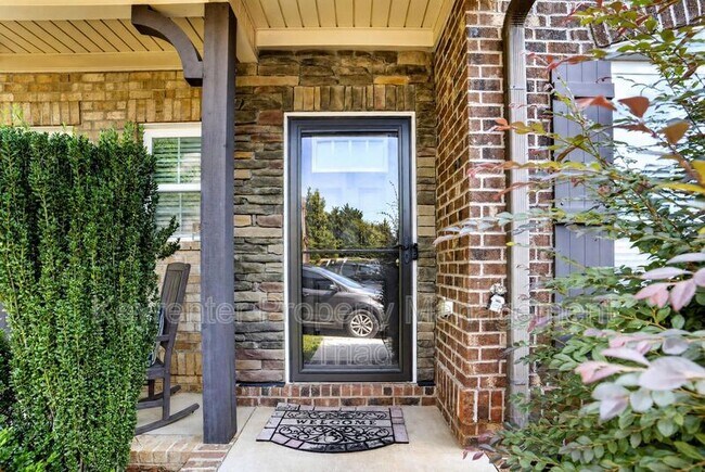 Building Photo - 3779 Shadow Ridge Dr