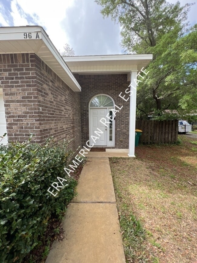 Building Photo - 96 2nd Ave