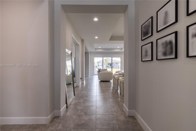 Building Photo - 13939 Prickly Cone Cv