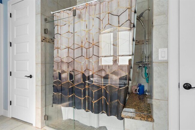 Building Photo - 3367 Vasquez Pl