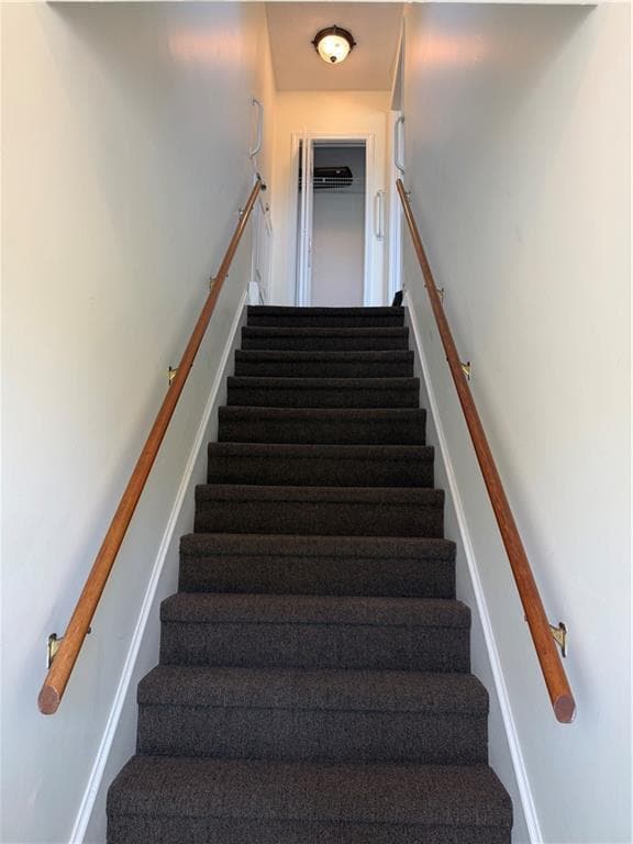 Building Photo - 29D Swan Ct