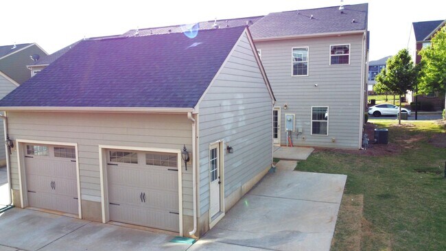 Building Photo - 3027 Potomac River Pkwy