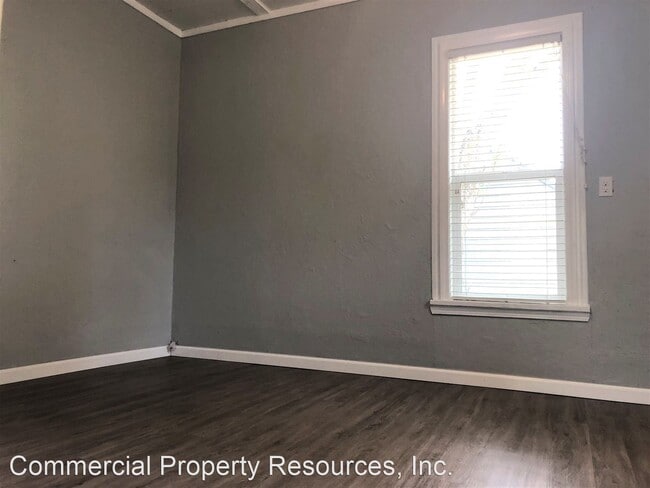 Building Photo - 400 Glen Creek Rd NW