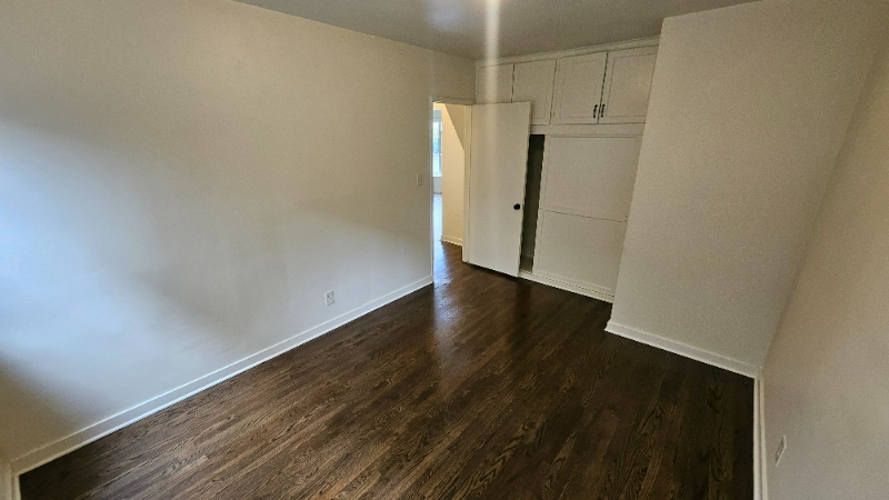 Building Photo - 1629 N Hobart Blvd