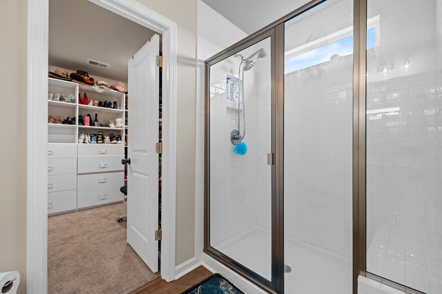 Building Photo - 188 Lucca Dr