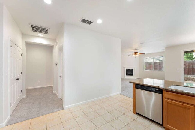 Building Photo - 8532 Hawley Way