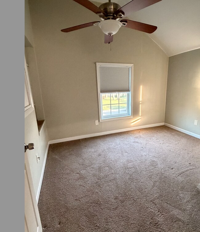 Building Photo - 405 S Boyd St