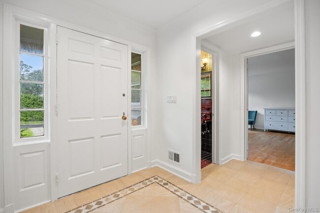 Building Photo - 98 Brookby Rd