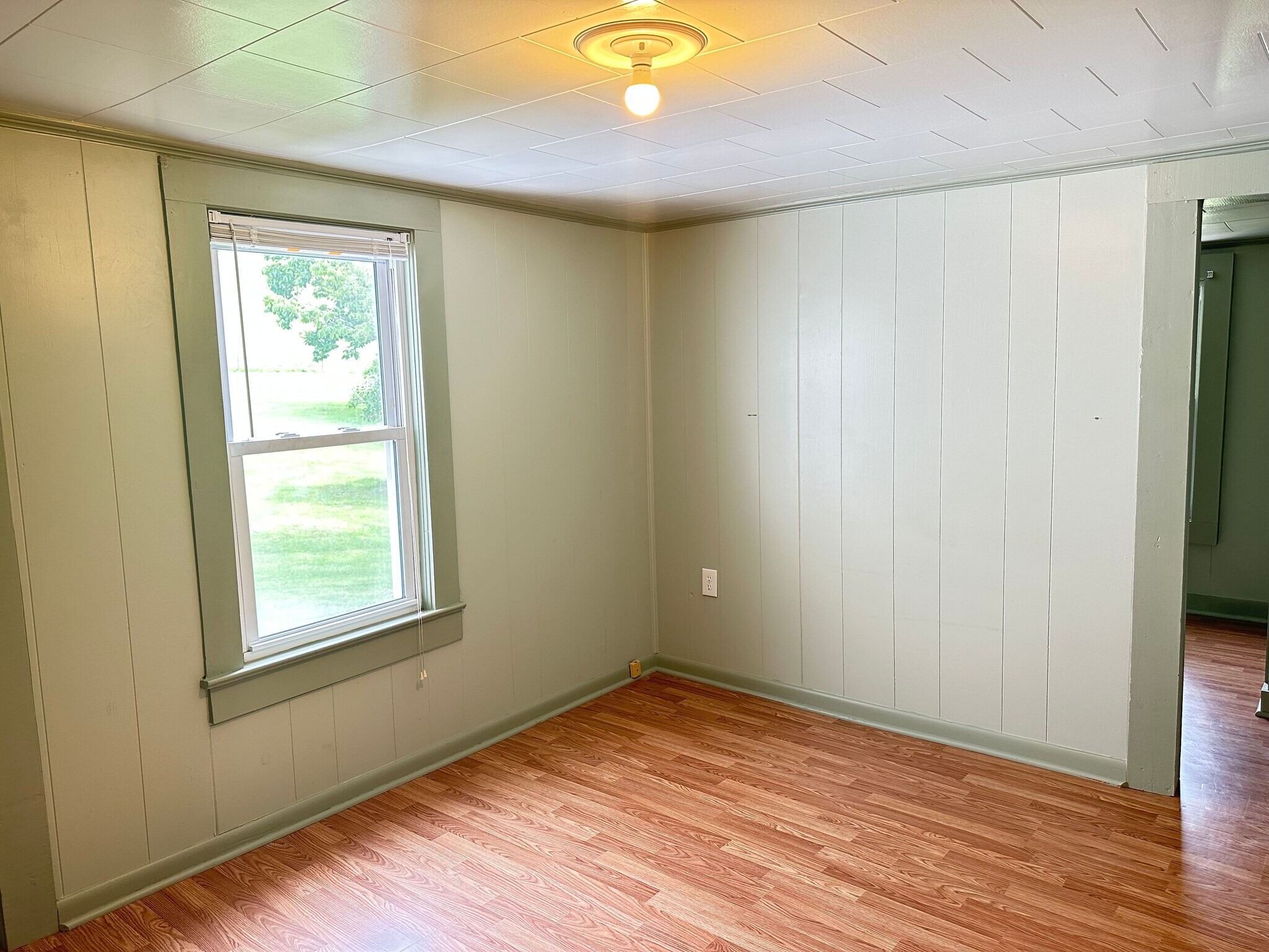 Bedroom 1 - 479 Edwin Blevins RD