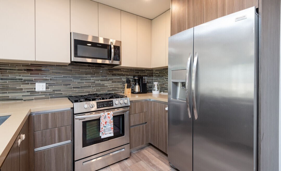 Building Photo - 1070 S Bedford St