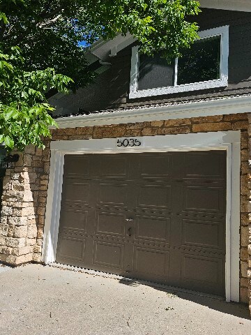 Building Photo - 5035 E Cresthill Pl
