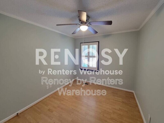 Building Photo - 914 Wildwood Square Ct