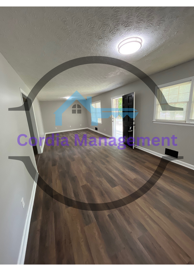 Building Photo - The Grand Avenue 4 Bedroom For Rent in Ellenwood