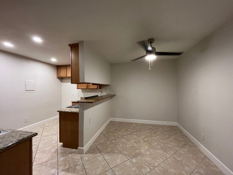 Building Photo - 1345 Cabrillo Park Dr