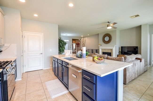 Building Photo - 9422 Herons Grove Ln