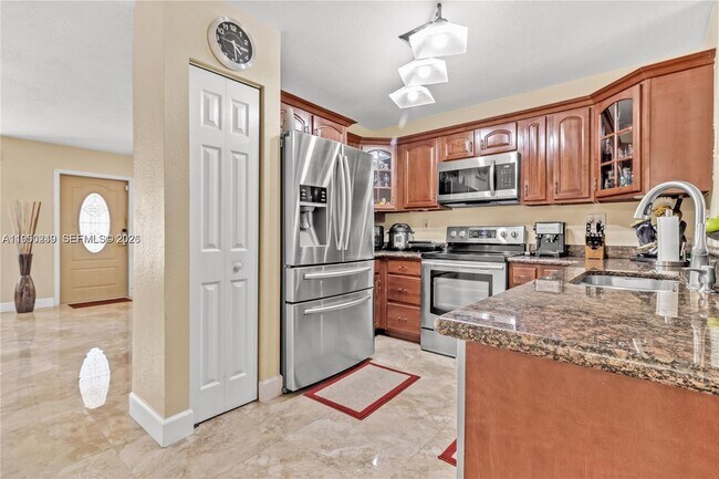 Building Photo - 16453 SW 97th St