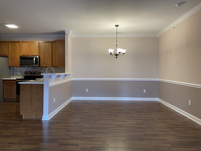 Building Photo - 10636 Hill Point Ct