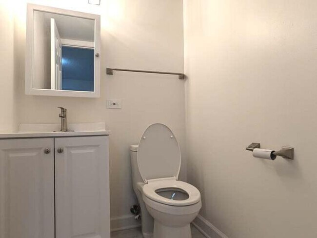 Building Photo - 224 Klein Creek Ct