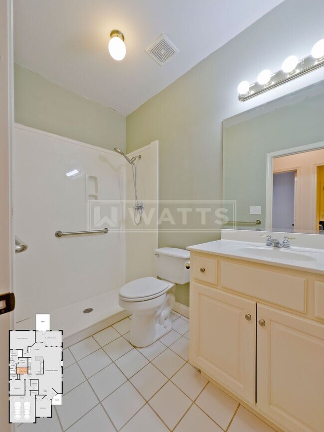 Building Photo - Spacious 3-Bed, 2-Bath Riverchase Garden Home