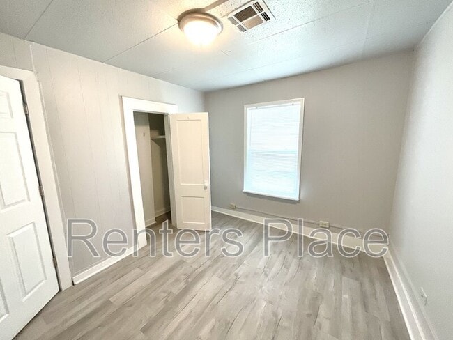 Building Photo - 4204 S 25th W Ave